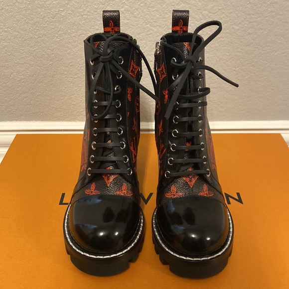 Louis Vuitton Catogram Star Trail Ankle Boots - 38.5 - Picture 4 of 11